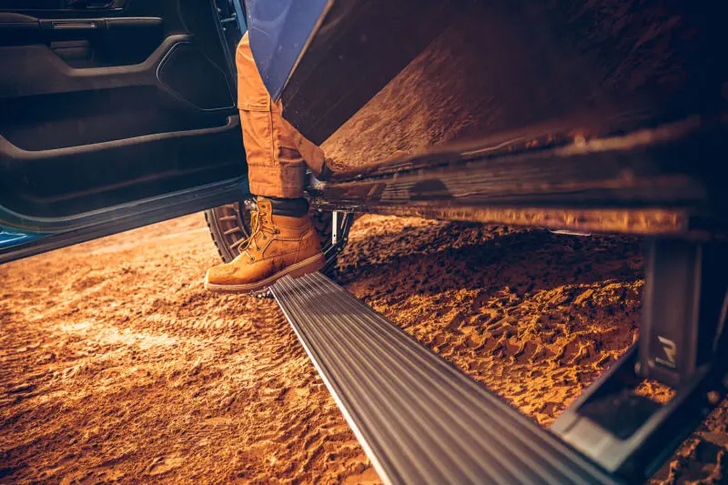 Amp Research 2025 Ram 2500/3500 Hd Powerstep 1