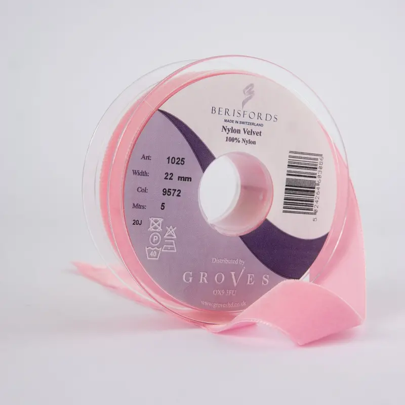 Berisfords Velvet Ribbon, Blush Pink 1