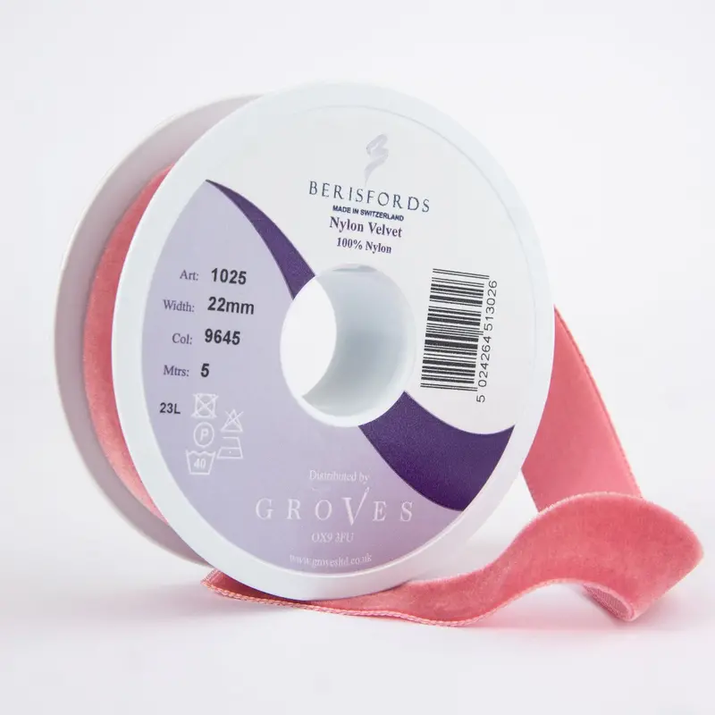 Berisfords Velvet Ribbon, Dusky Pink 1