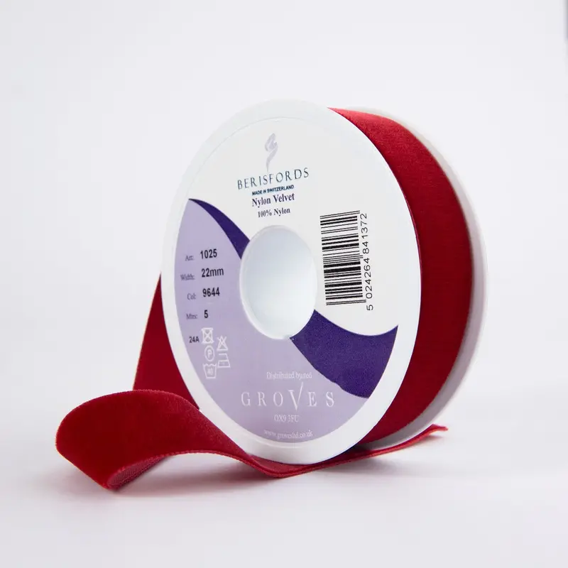 Berisfords Velvet Ribbon, Scarlet 1