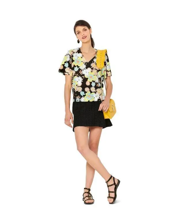 Burda 6245 Blouse With V-Neck Sewing Pattern 1