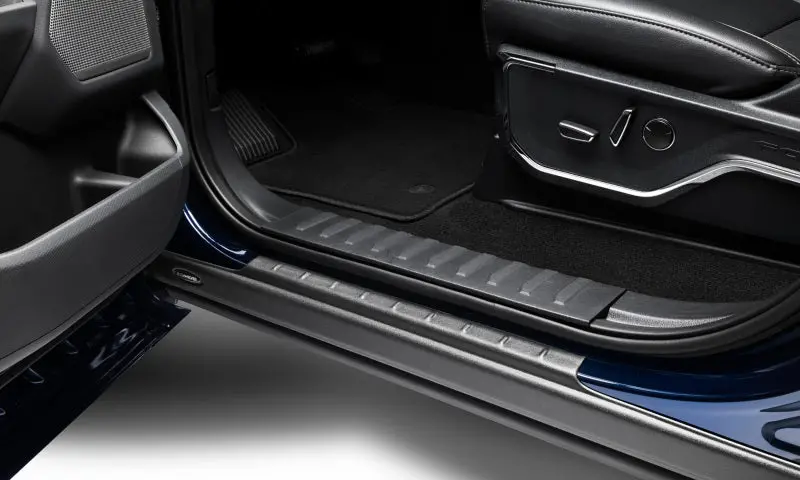 Bushwacker 2021 Ford F-150 Supercrew / 2022 F-150 Lightning Cab Trail Armor Rocker Panel 1