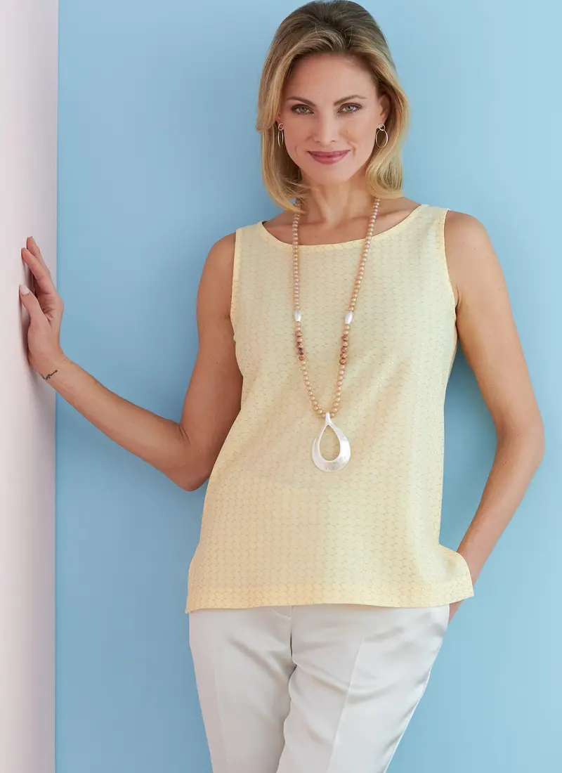 Butterick 6751 Misses'/Misses' Petite Pullover Tops Pattern 1