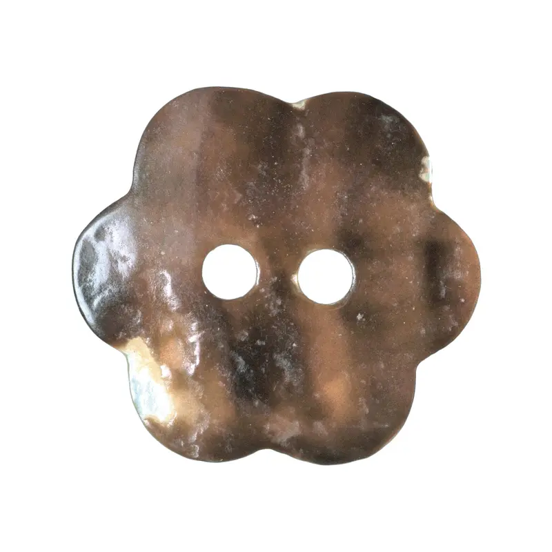 Buttons: Shell #1A Natural - Flower Shape 1