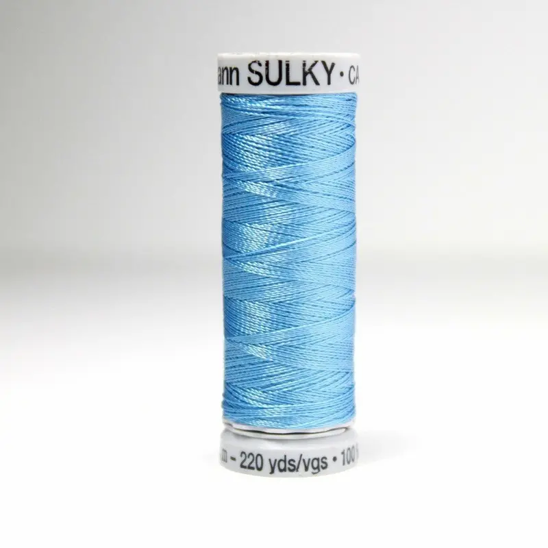 Gutermann Rayon 40 Embroidery Thread 1028 Baby Blue 1