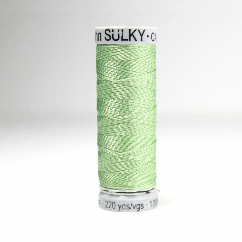 Gutermann Rayon 40 Embroidery Thread 1047 Mint Green 1
