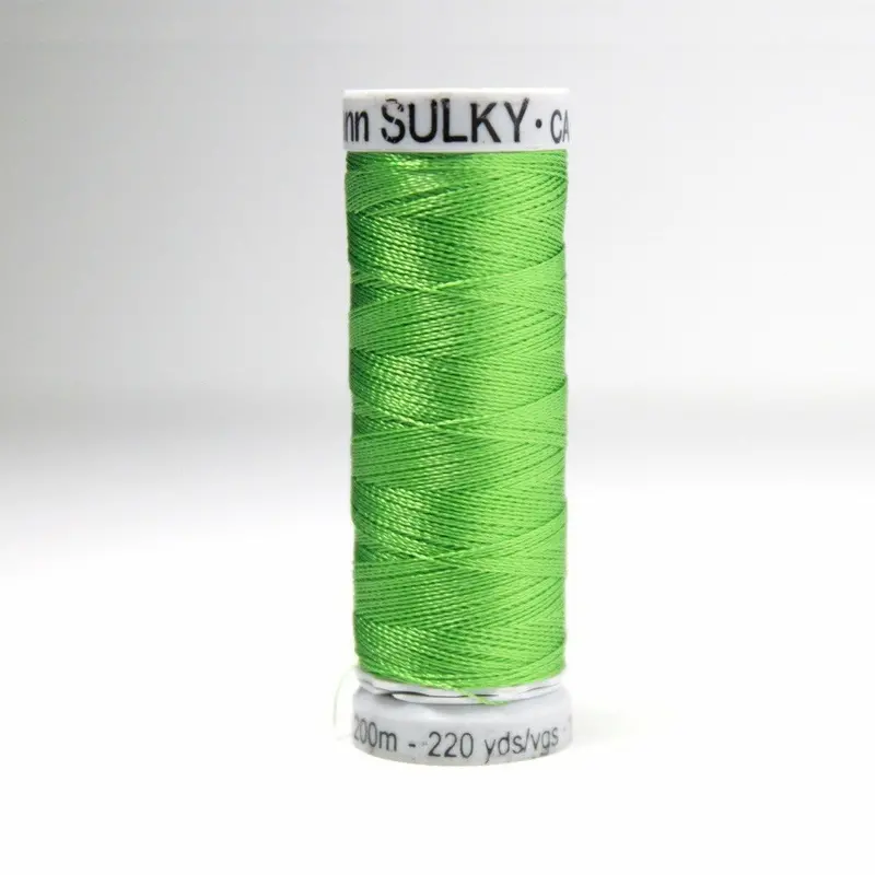 Gutermann Rayon 40 Embroidery Thread 1049 Grass Green 1