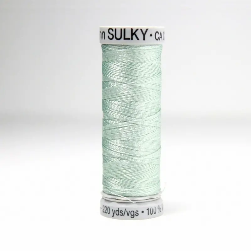 Gutermann Rayon 40 Embroidery Thread 1077 Jade Tint 1