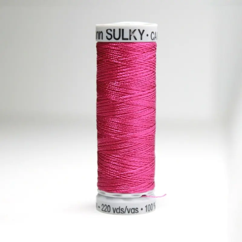 Gutermann Rayon 40 Embroidery Thread 1191 Fuchsia 1