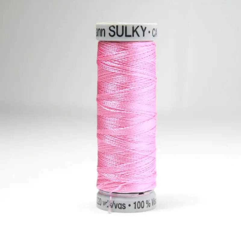Gutermann Rayon 40 Embroidery Thread 1224 Bright Pink 1