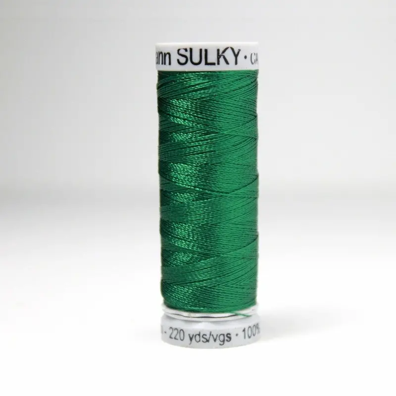 Gutermann Rayon 40 Embroidery Thread 1232 Classic Green 1