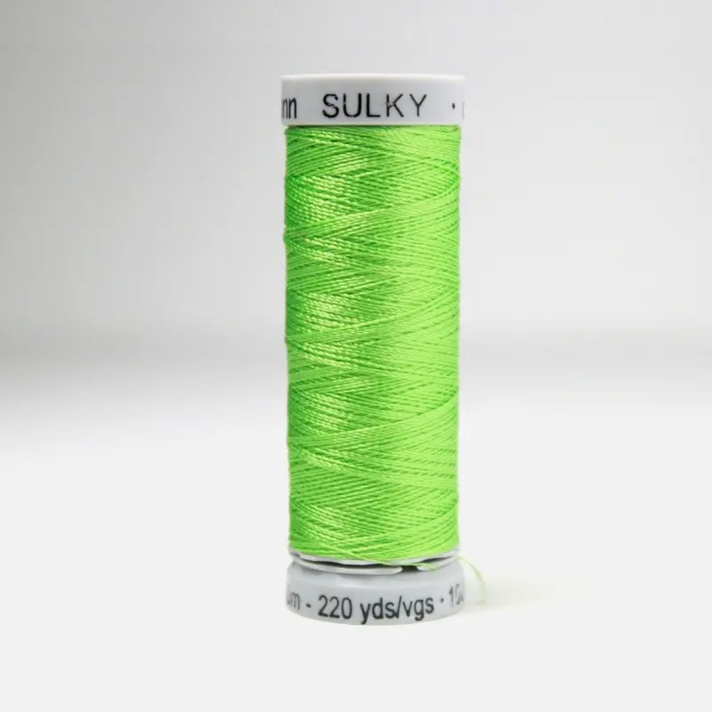 Gutermann Rayon 40 Embroidery Thread 1510 Lime Green 1