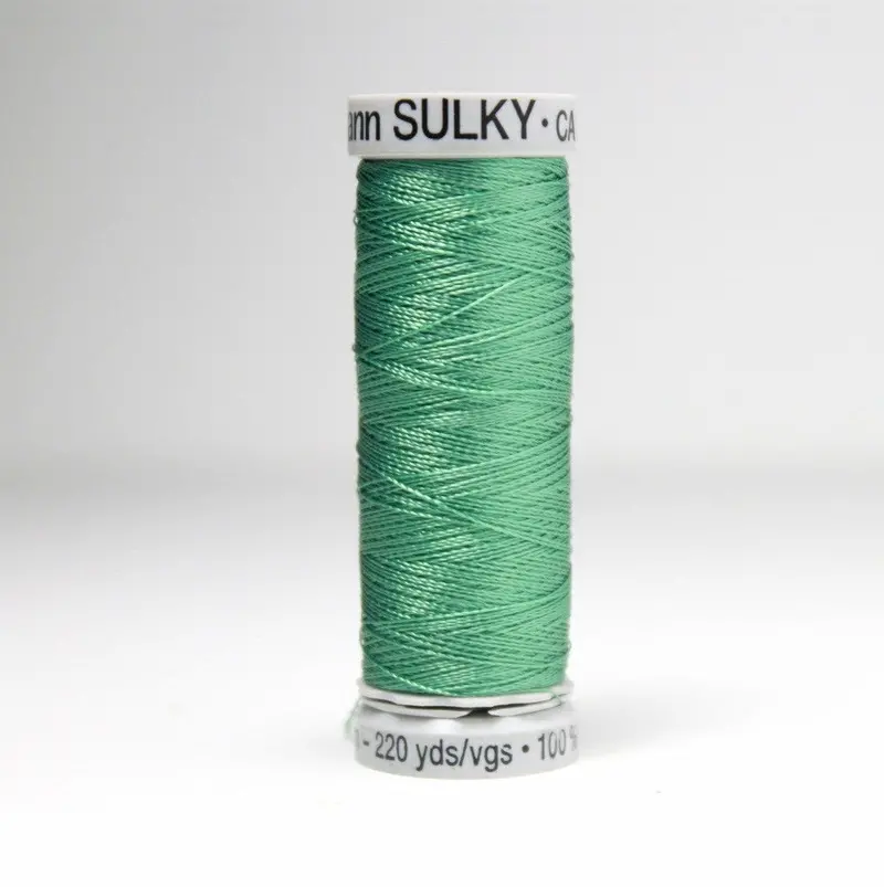 Gutermann Rayon 40 Embroidery Thread 580 Mint Julep 1