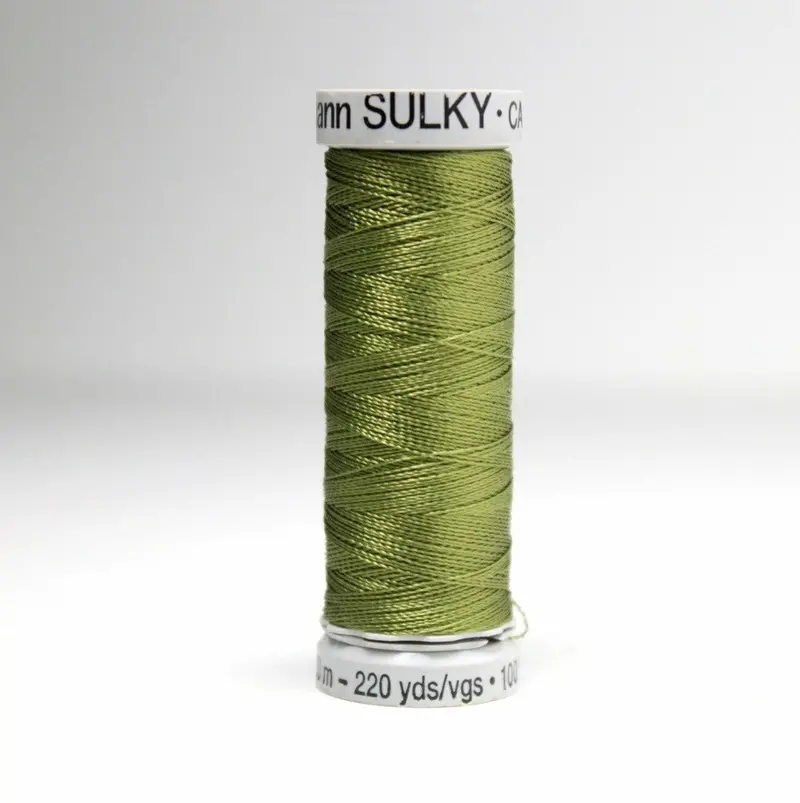 Gutermann Rayon 40 Embroidery Thread 630 Moss Green 1