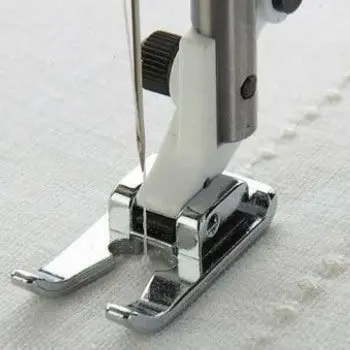 Husqvarna Viking Candlewicking Foot 1