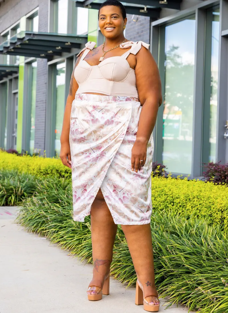 Know Me Pattern 2015 Women's Lined Bustier And Skirt By Aaronica B. Cole 1