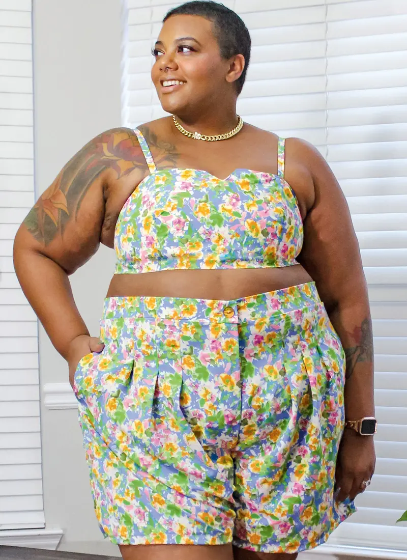 Know Me Sewing Pattern 2028 Women's Crop Top, Shorts And Pants 2