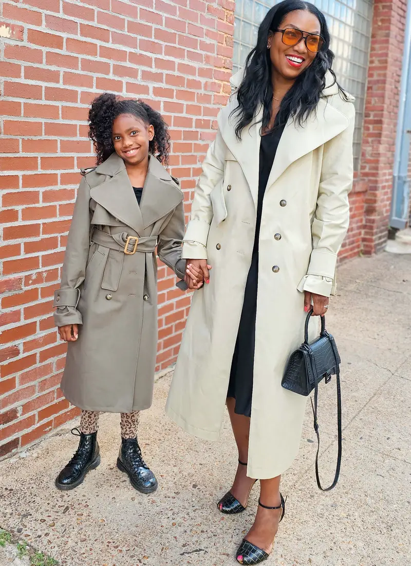 Know Me Sewing Pattern 2070 Girl's And Misses' Trench Coat By Beaute' J'adore 1