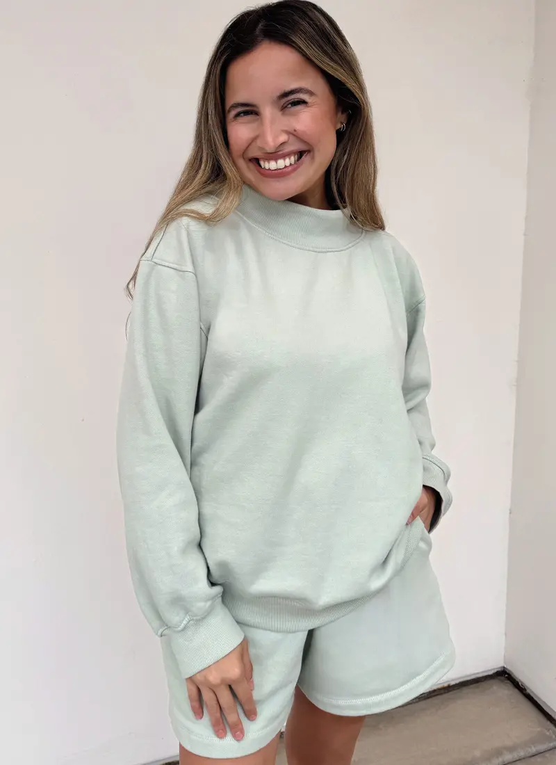 Know Me Sewing Pattern 2131 Unisex Knit Sweatshirts And Shorts By Alissah Threads 1