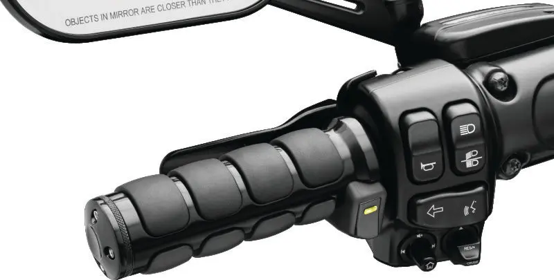 Kuryakyn Heated Iso Grips Throttle-By-Wire Gloss Black 2