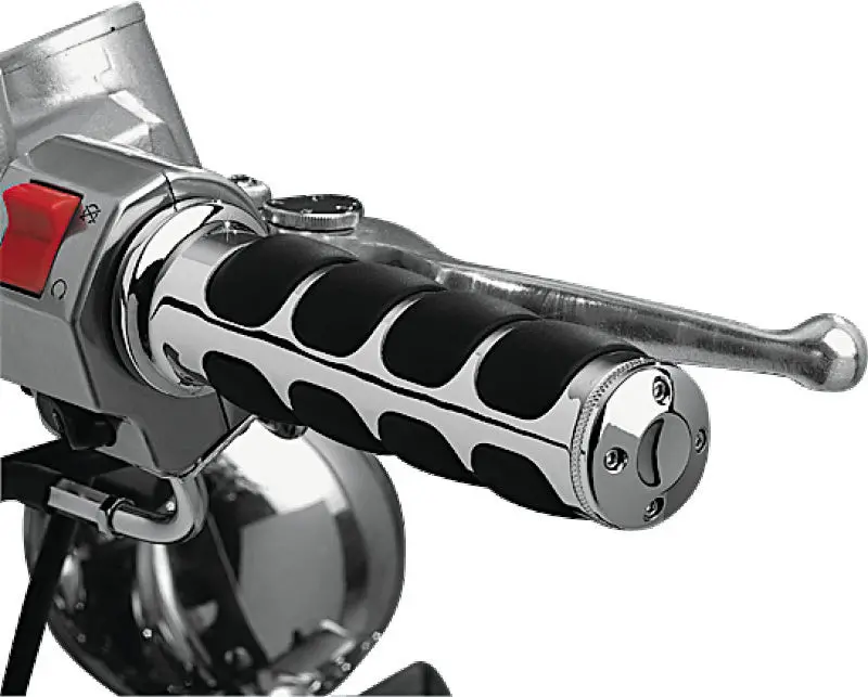 Kuryakyn Metric Iso Grips Chrome 2