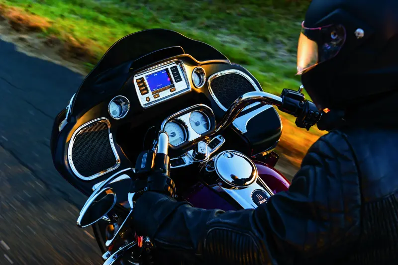 Kuryakyn Tri-Line Speaker Accents For Road Glide Chrome 2