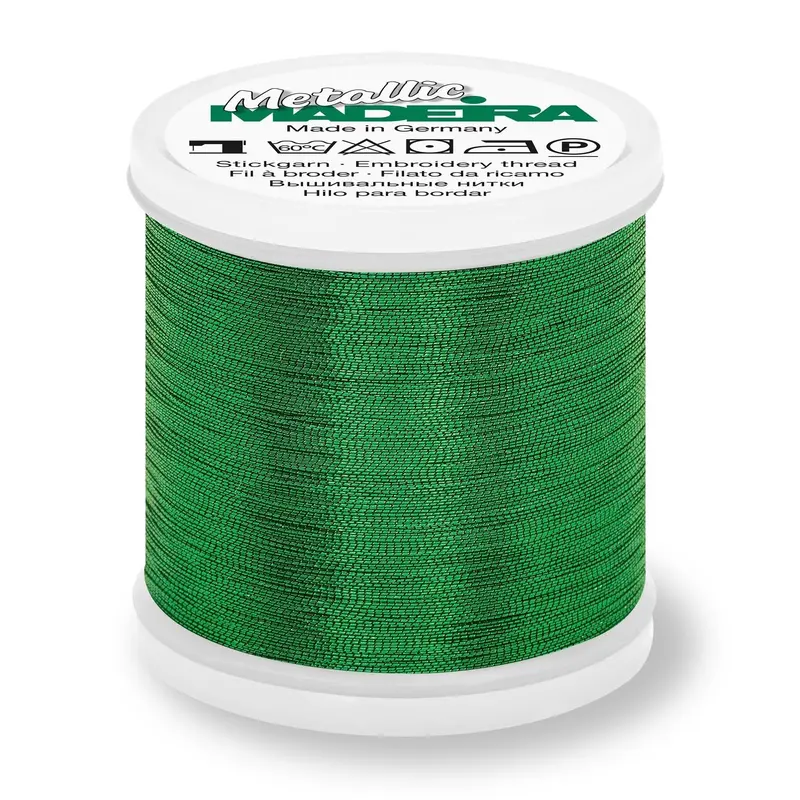 Madeira Smooth Metallic Embroidery Thread, 200M Green 358 1