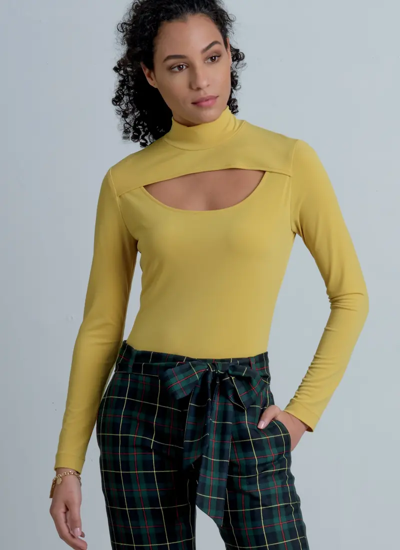 Mccall's Sewing Pattern 8003 Tops 1