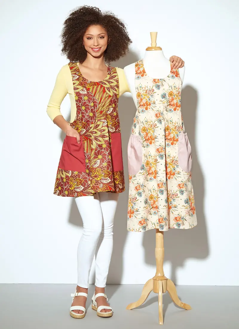 Mccall's Sewing Pattern 8308 Aprons 1