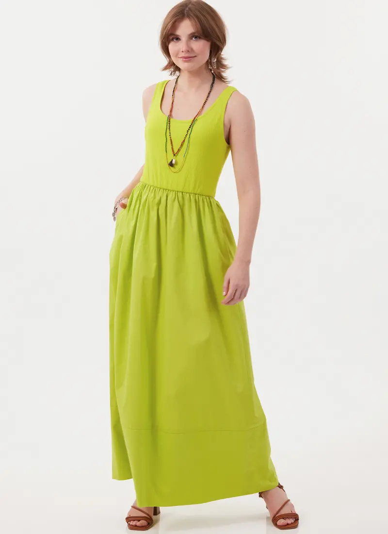 Mccall's Sewing Pattern 8476 Misses' Dresses 1