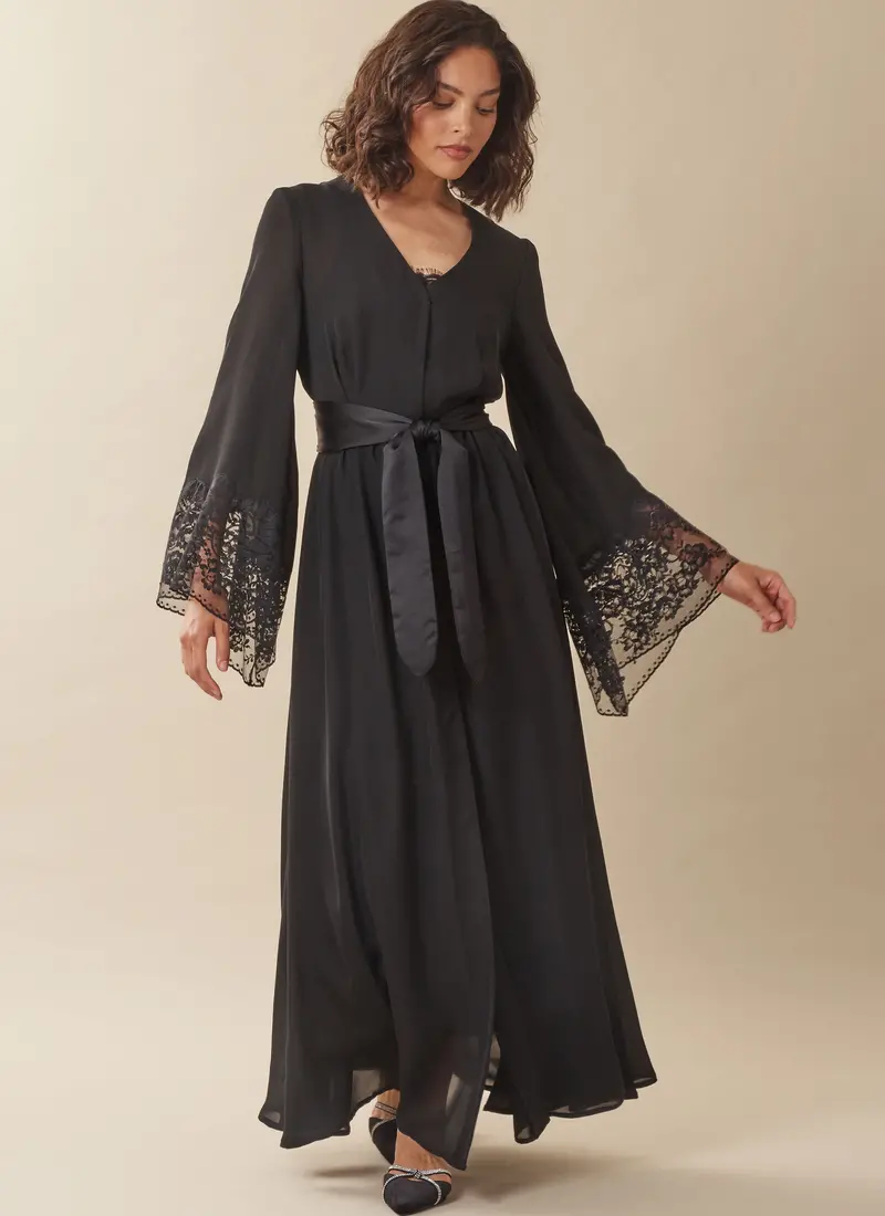 Mccall's Sewing Pattern 8535 Nightgown In Two Lengths And Robe 1