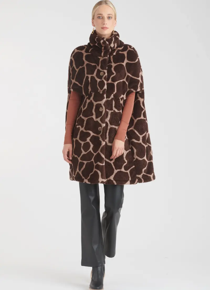 New Look Sewing Pattern 6768 Misses' Cape 1
