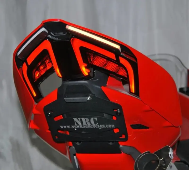 New Rage Cycles 25+ Ducati V4 Panigale/V4 Streetfighter Fender Eliminator - Tucked 1