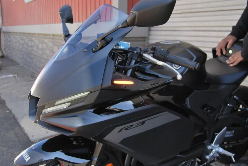 New Rage Cycles 25+ Yamaha R3 Front Turn Signals 1