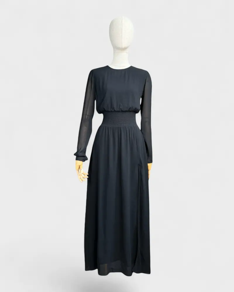 Robe Longue Noire, Wilfred, S 1