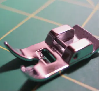 Sewing Machine Presser Foot Zigzag Foot 1