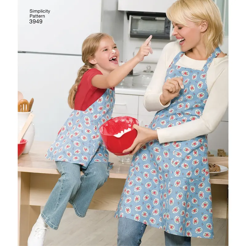 Simplicity 3949 Child And Misses' Apron Pattern 1