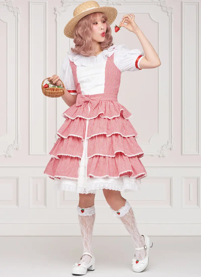 Simplicity 9735 Costume Sewing Pattern 1