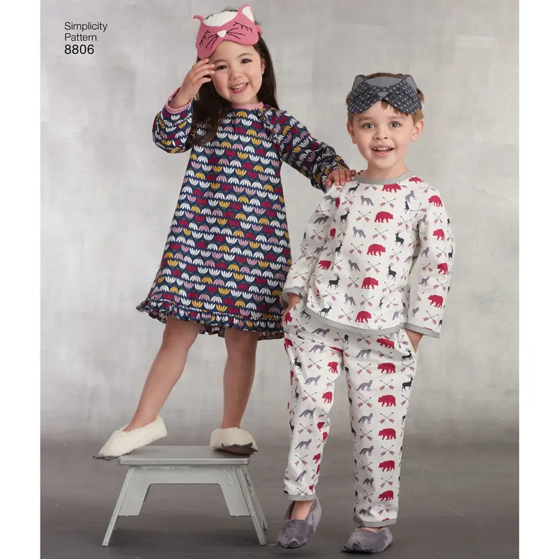 Simplicity Pattern 8806 Boys And Girls Loungewear 1