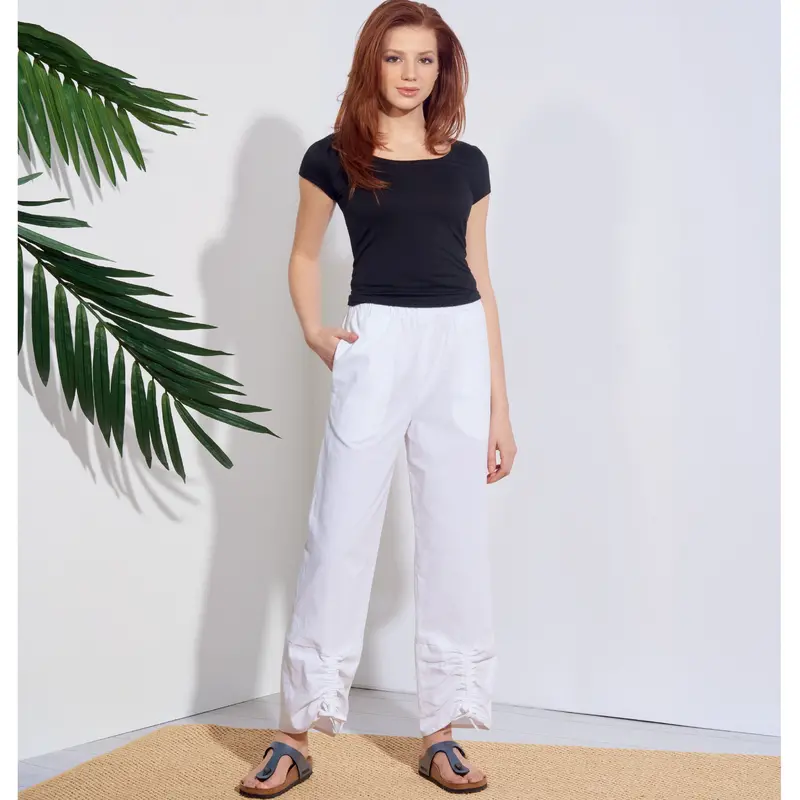 Simplicity Pattern 8922 Misses Pull-On Pants 1