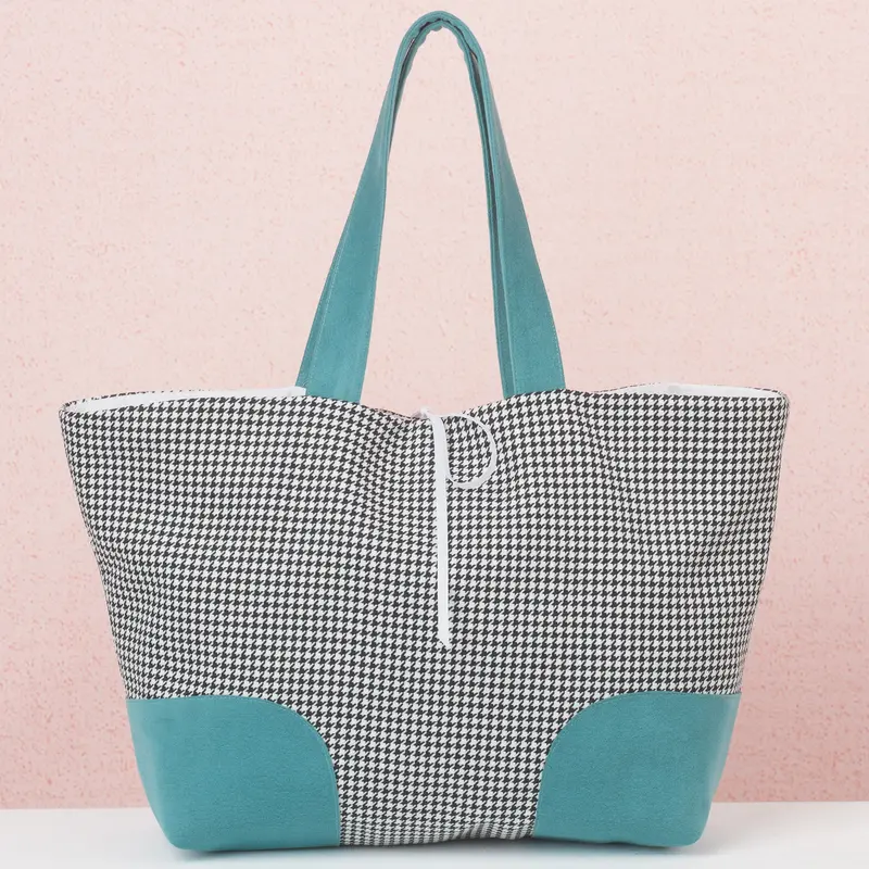 Simplicity Sewing Pattern 9304 Bags 2