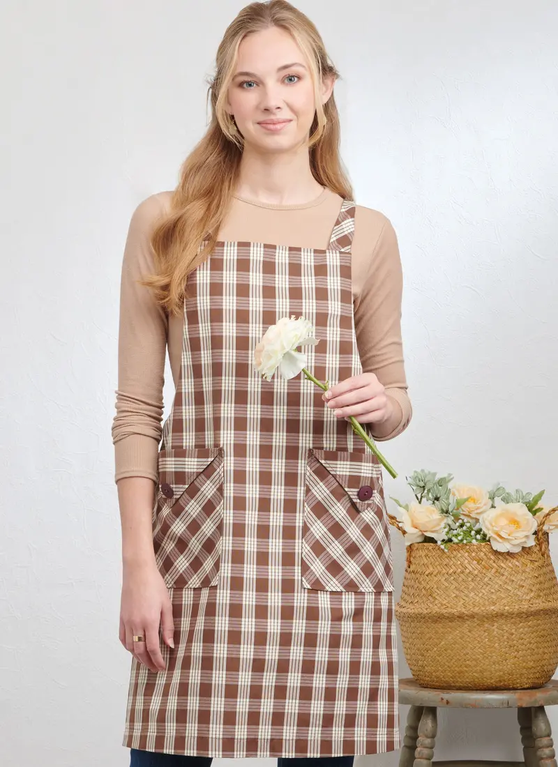 Simplicity Sewing Pattern 9938 Misses' Pullover Aprons 1
