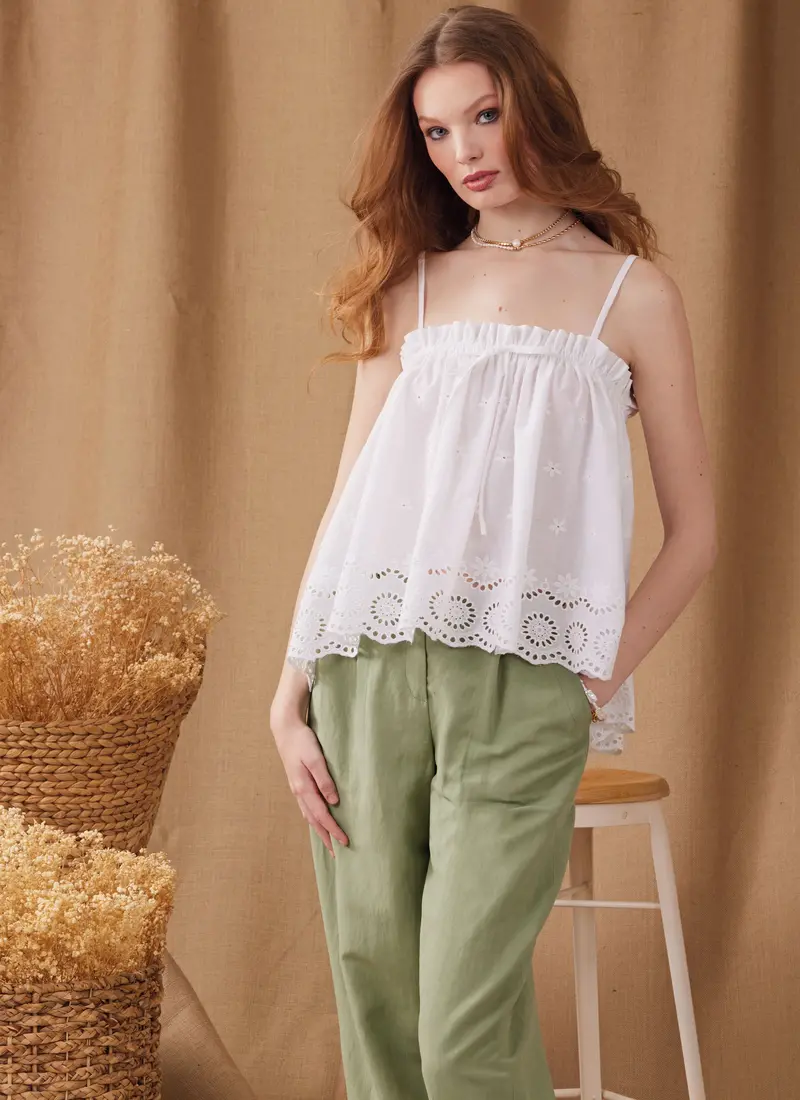 Simplicity Sewing Pattern 9953 Tops 1