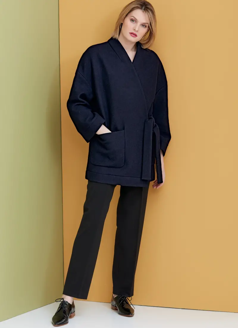 Vogue Pattern 9334 Misses' Jacket, Belt And Pants | Very Easy Vogue 1