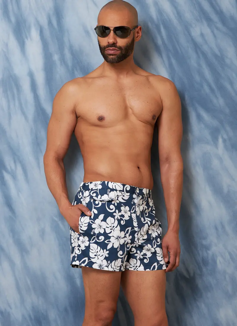Vogue Sewing Pattern 1897 Men's Swimming Shorts And Vest 1