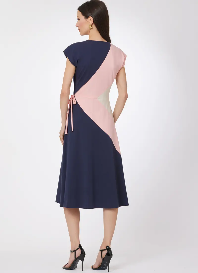 Vogue Sewing Pattern 2100 1980'S Knit Dress By Diane Von Furstenberg 1