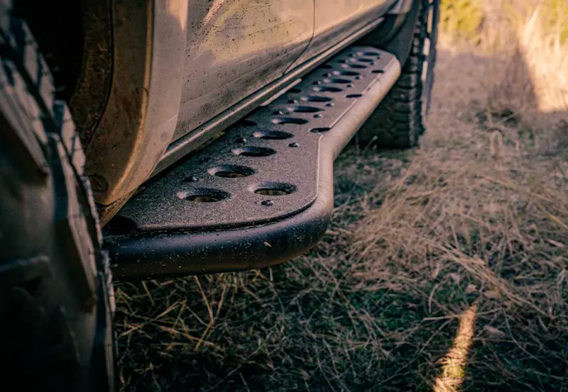 Cali Raised Heavy-Duty Rock Sliders For Toyota Tacoma (2005–2023), Double Cab Long Bed – Steel Construction, No Kick-Out Design 1